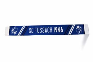 Ein blau-weißer Fußballschal mit der Aufschrift SC FUSSACH 1946 und zwei Wappen mit einem stilisierten Pferd und einem Schild an beiden Enden.